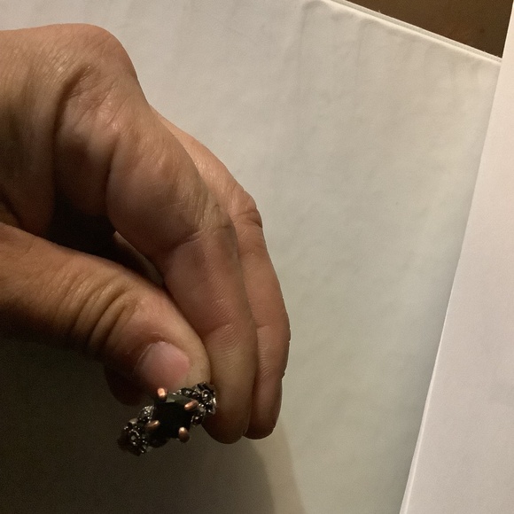 Ring - Picture 5 of 6